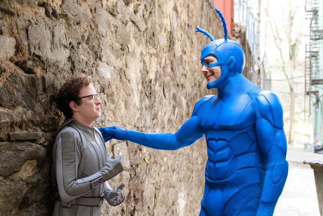 亚马逊最被低估的超英剧：《The Tick》的诡异乐观主义