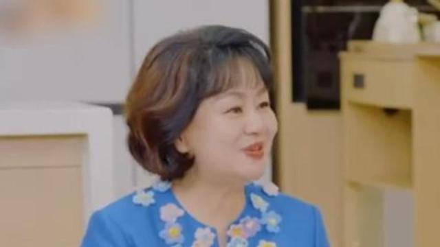 鞠萍姐姐退休了，重温她 42 载相伴的温暖回忆