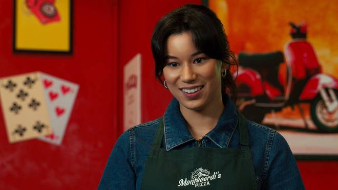 Netflix爆剧续订两季，原著才两本，编剧要放飞了？
